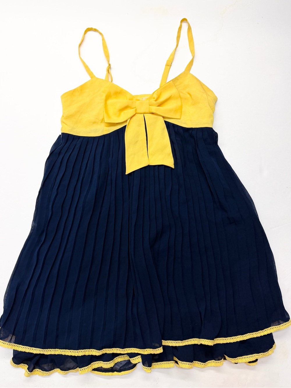 TCEC Yellow & Navy Bow-Front Pleated Mini Dress